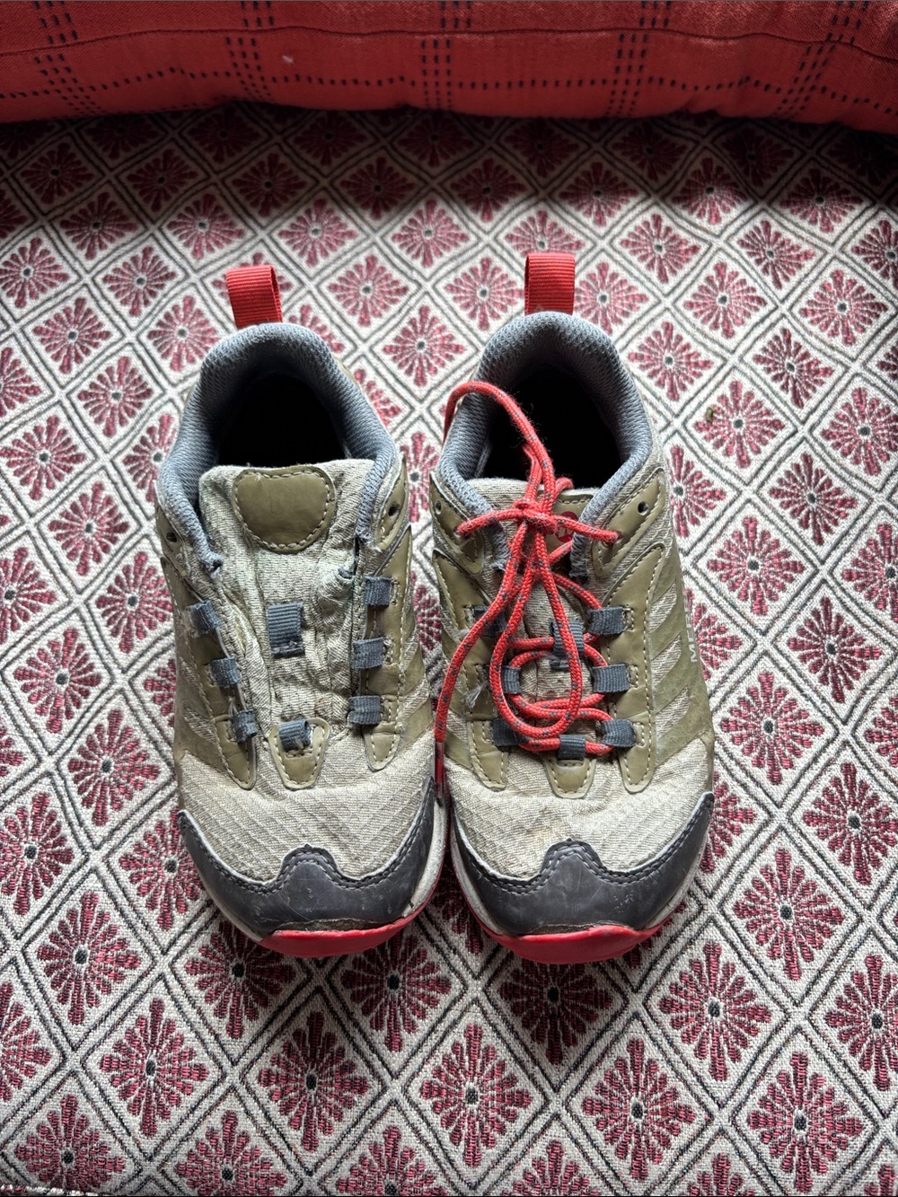 Kids Merell hiking shoes size 1